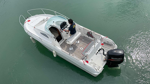 bateau quicksilver 555 open