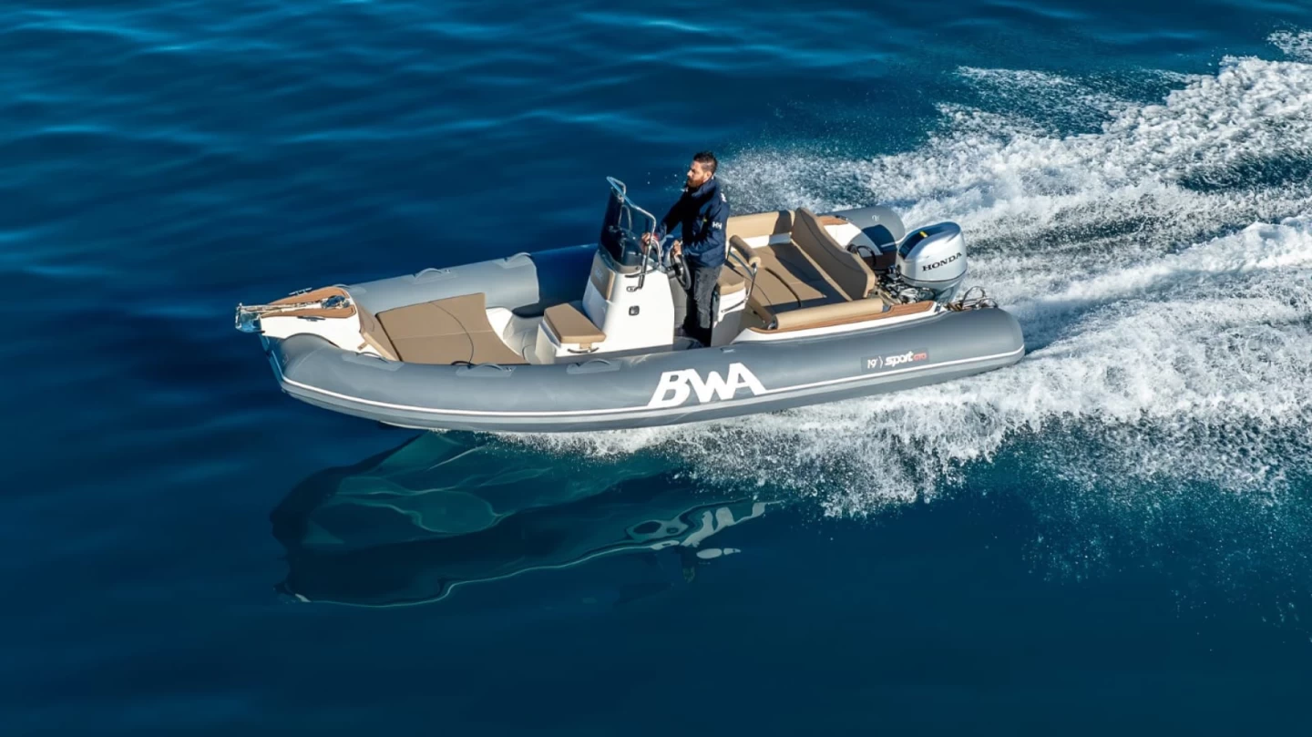 bwa 22 GTO bateau medline 660